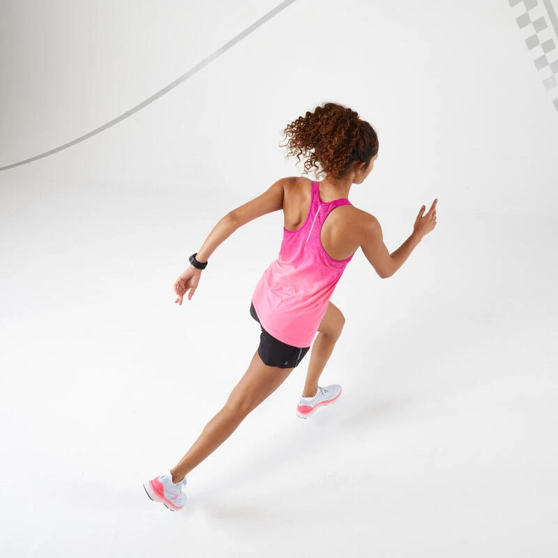 DÉBARDEUR RUNNING FEMME AVEC BRASSIÈRE INTÉGRÉE KIPRUN CARE ROSE DEGRADE – Image 2