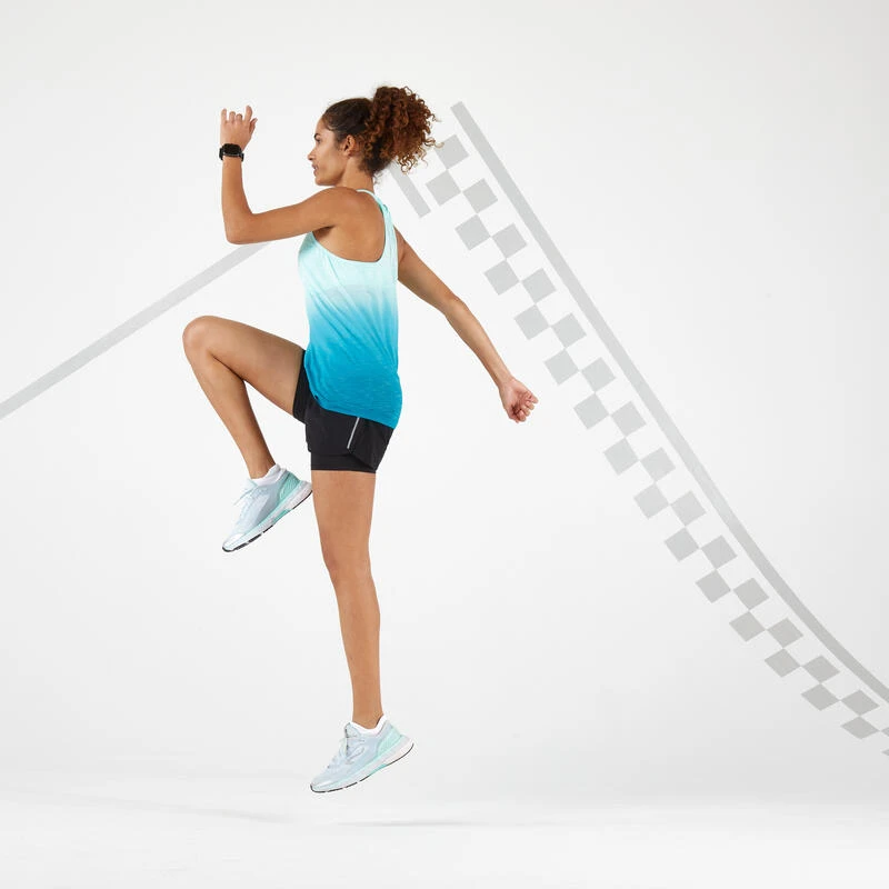 SHORT RUNNING FEMME AVEC CUISSARD INTÉGRÉ 2 EN 1 KIPRUN NOIR – Image 2