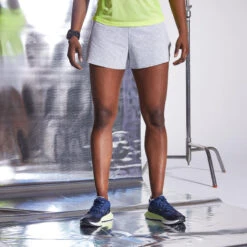 SHORT RUNNING FEMME LÉGER KIPRUN LIGHT BLANC PRINT